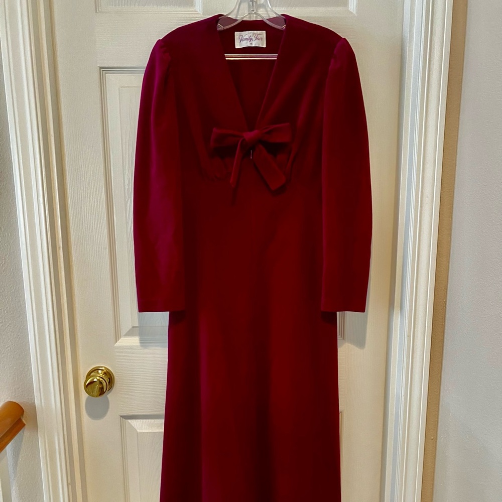 Vintage Size 12 Vanity Fair Hollywood Style Bathrobe Burgandy